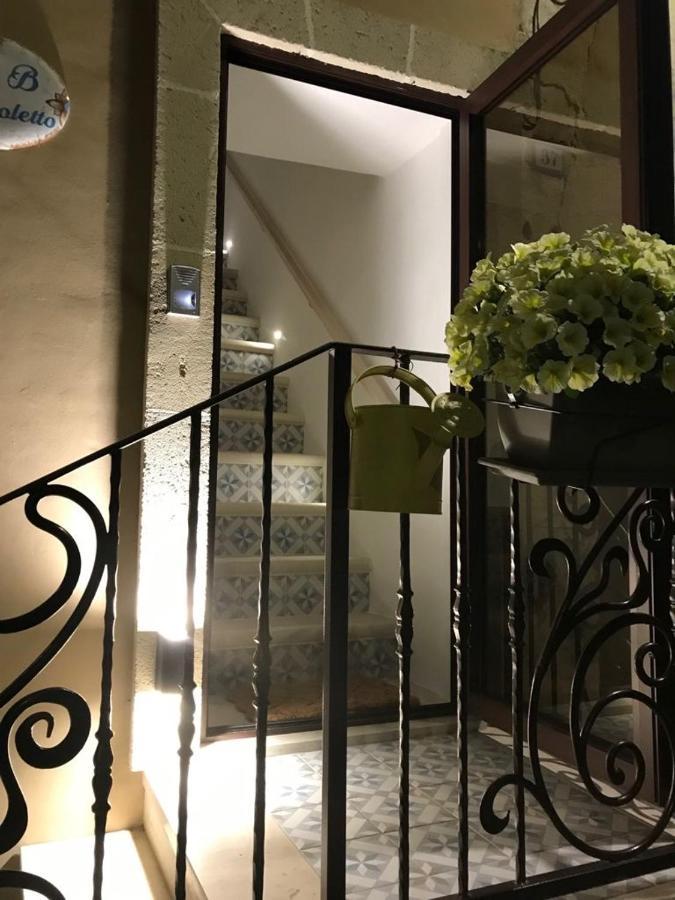 Al Vicoletto Bed & Breakfast Sava ภายนอก รูปภาพ